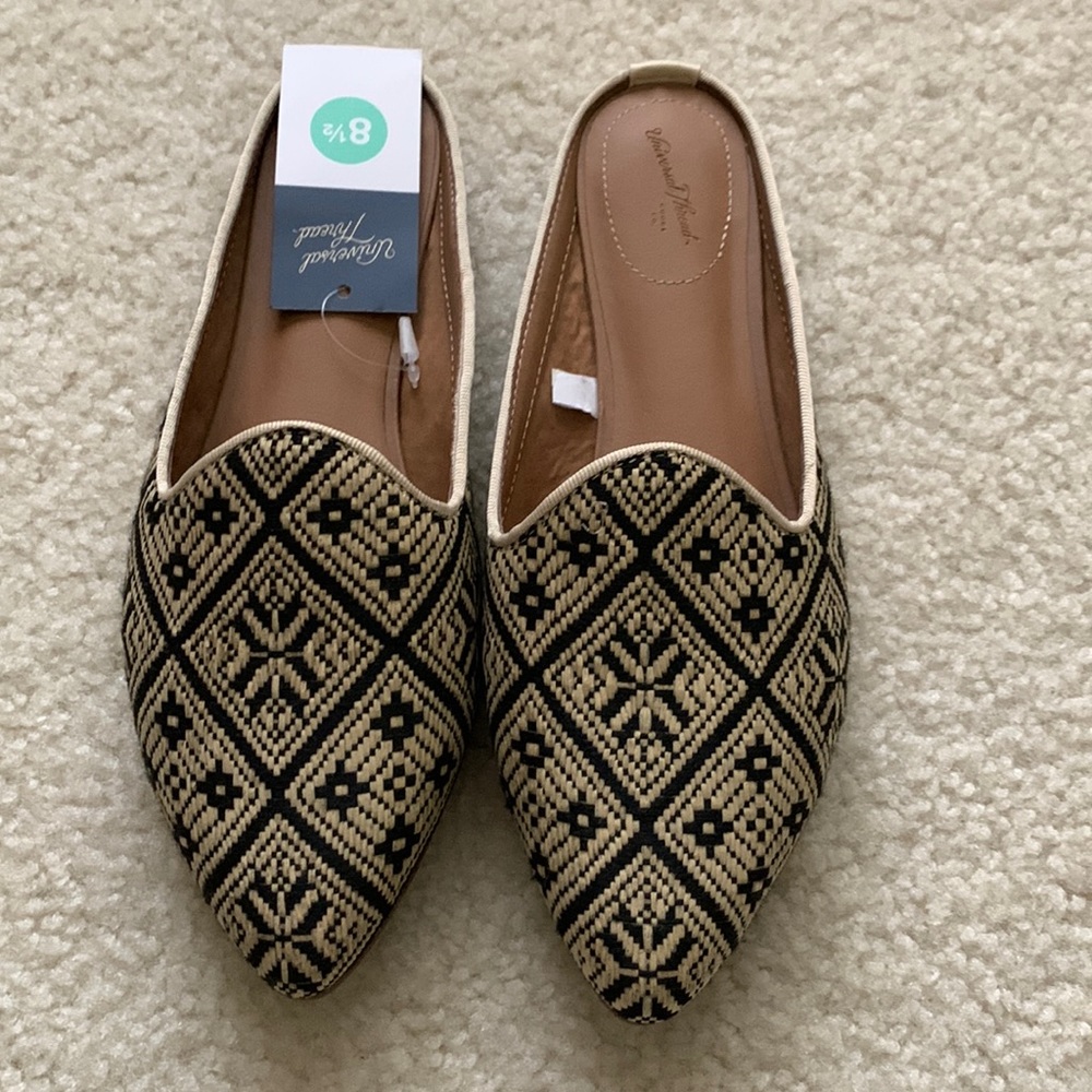 NEW Universal Thread mules